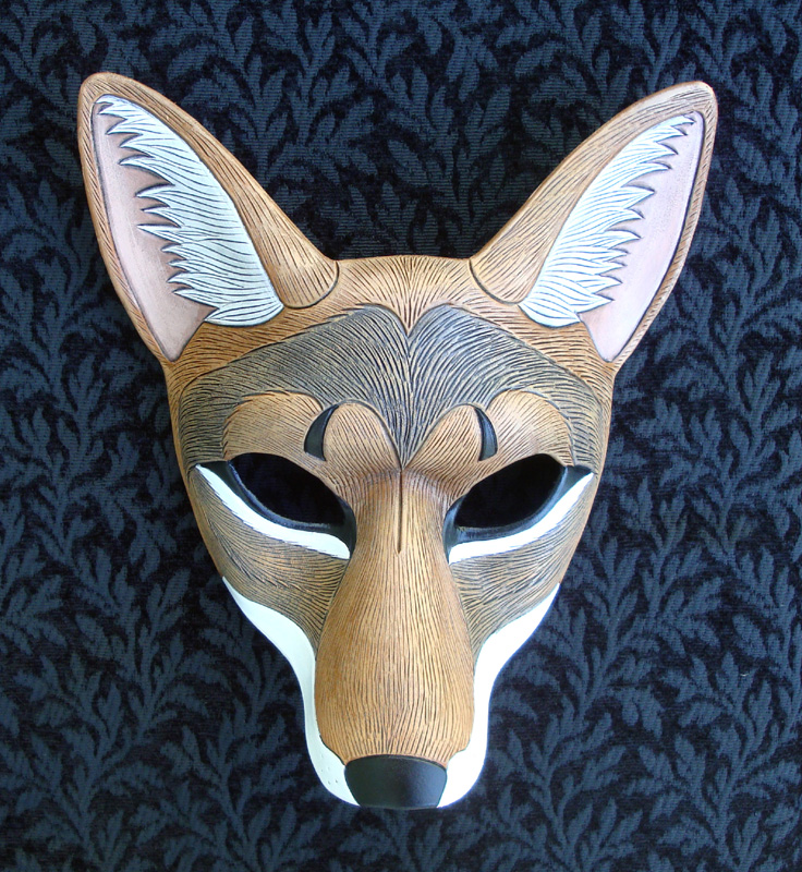 Leather_Coyote_Mask_2%2380D15.jpg